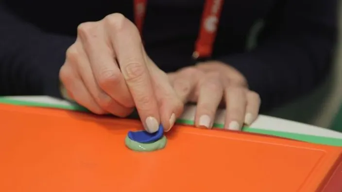 Your iPhone's Touch ID is very easy to hack with this simple trick! It's easier to break in than you think!
