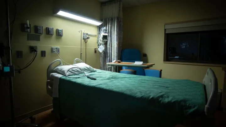 3 Weken na de geboorte van een tweeling voelde moeder zich ziek - toen de dokter de echo zag, zei hij: "Het spijt me"