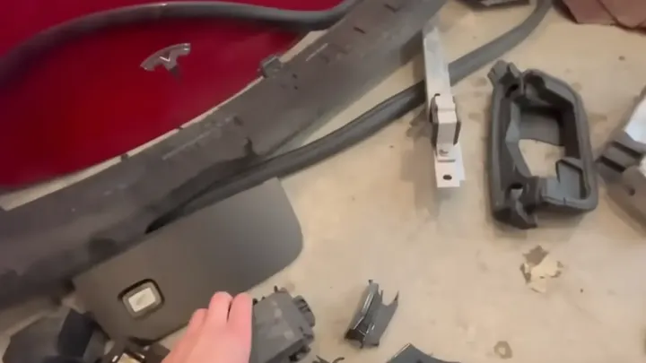 Teen Restores Crashed Tesla — Then Discovers Something Totally Unexpected