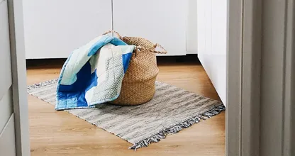 Helle und saubere Wäsche mit nur einem Allheilmittel! Und billig ist es auch noch!