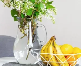 6 Convenient tricks to keep your bananas from spoiling