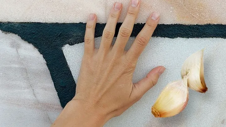 Handy! With this remedy you can reduce warts