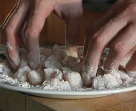 This is the reason why everyone pan-fries their chicken breast in flour! You will too after reading this!