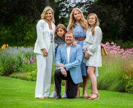 Willem-Alexander en Máxima openhartig over social media dochters