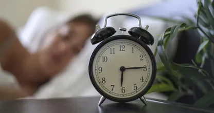 We didn't know it was possible, but THESE are the signs you're sleeping too much!