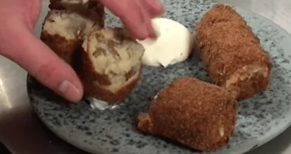 Het beste van twee werelden is gearriveerd: de Krokodel! Zou jij hem eten?