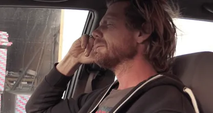 Emotionele beelden in 'Helemaal Het Einde': Jeroen heeft drie gebroken ruggenwervels..