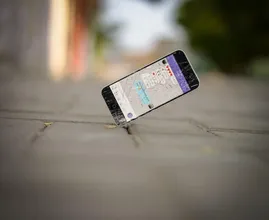 Wskazówka: pozbądź się rys na ekranie telefonu za pomocą pasty do zębó