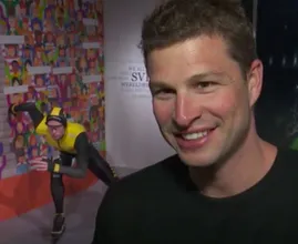 Lekker loeren: Sven Kramer onthult wassenbeeld in Madame Tussauds