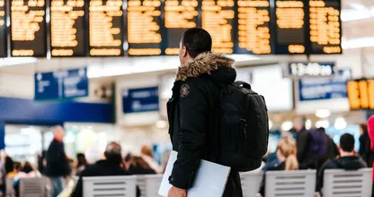 Handig: met deze tips vlieg je zo door de rijen op Schiphol heen