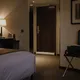 Mettete sempre un asciugamano sotto la porta della vostra camera d'albergo. Ecco perché.
