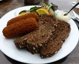 Dit is waarom je altijd een dipje hebt na de lunch