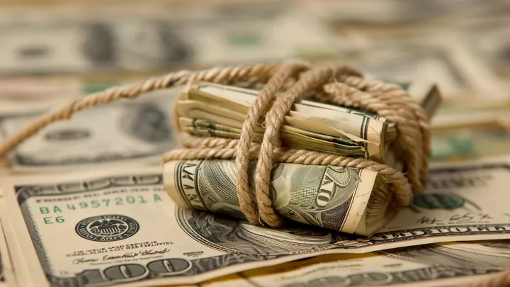 A vovó supera os pastores gananciosos que tentaram tirar todas as suas economias