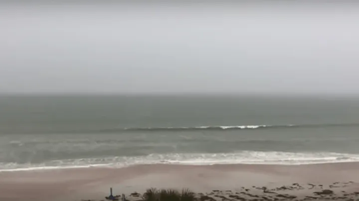 Look closely at the sea during this storm. It scared the living daylights out of this camera man! Very impressive!