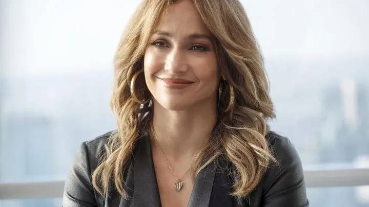 12 fotos demonstrando que J.Lo não pode ter 51 anos