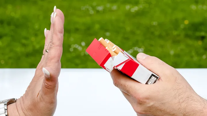 So this is the best way to stop smoking! Read this to help you quit in 2019!