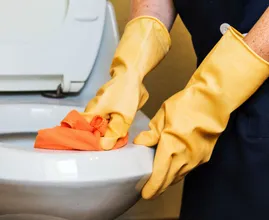 8 praktische Putztipps, die man nur kennt, wenn man ein echter Profi ist