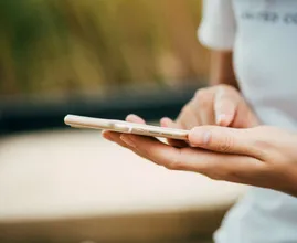 Dit is waarom je nooit moet gaan hardlopen met je telefoon in je hand