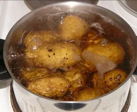 Genial. So werden Kartoffeln doppelt so schnell gar!