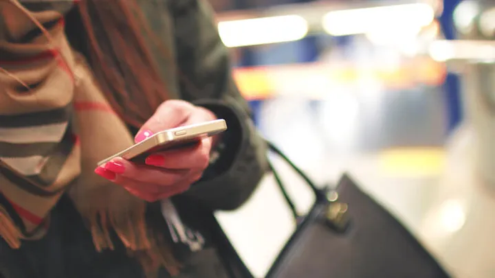 Met deze truc maak jij je handschoenen smartphone-proof!