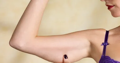 3-Minuten Übungen gegen Fettablagerungen in den Oberarmen!