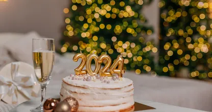Leuk voor oudejaarsavond: zó maak je een proseccotaart