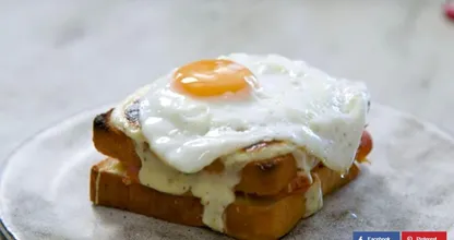 Warmes Toast Rezept: Belgisches Croque Madame.
