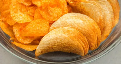 Finding it hard to resist a snack at night? THIS will help you eat healthy in the evenings!