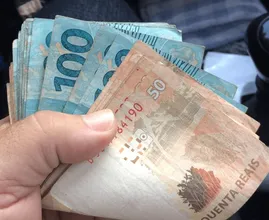 Três coisas que você nunca deve guardar em sua carteira