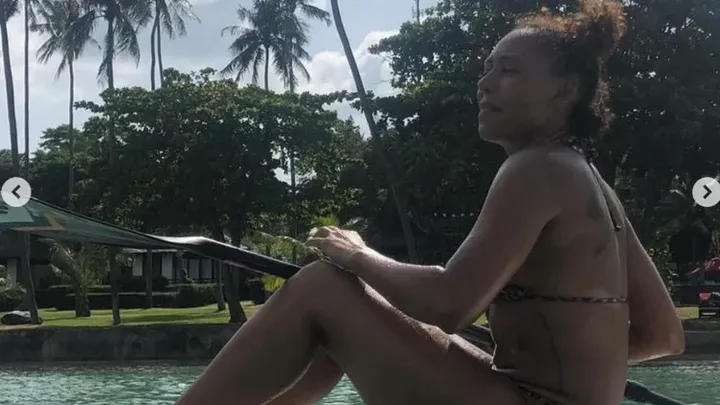 Famosas de más de 40 que lucen sus bikinis