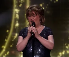 Susan Boyle doet opnieuw mee aan AGT en haar auditie bezorgt je wederom kippenvel