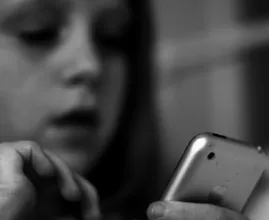 Ouders worstelen met tabletgebruik kleuters en peuters: hoe lang is normaal?