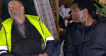 VIDEO: Mees over de rooie op John Williams en klusteam in 'Help, mijn man is klusser', dit moet je zien!