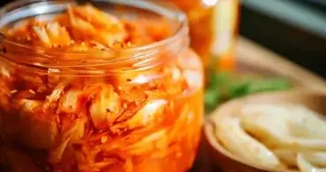 Als je een maand lang elke dag kimchi eet, is dit wat er met je lichaam gebeurt.