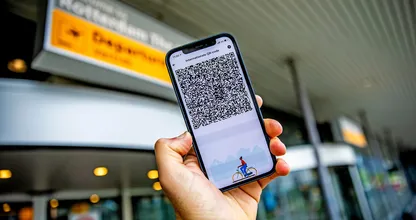 Coronacheck-app zeer makkelijk te misbruiken - data van 60.000 mensen gelekt