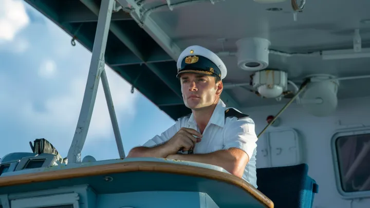 Containerschiff trifft auf Piraten - aber was der Kapitän als Nächstes tut, verblüfft sie alle!