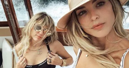 Cette magnifique modèle est l’ex-petite amie de Miley Cyrus
