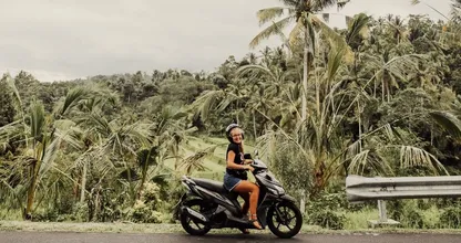 Bali is er klaar mee: toeristen mogen niet langer scooters huren