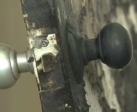 Mise en garde :  Fermez les portes de votre maison avant d’aller dormir ! Ceci pourrait vous sauver la vie !