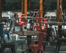 'Terrassen moeten weer open', vindt meerderheid Nederland