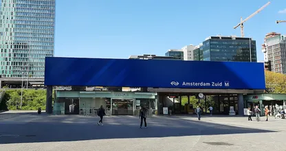 Oeps: reizigers in Amsterdam stonden vanmorgen voor gesloten station