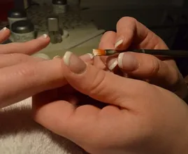 Você tem unhas curtas ou quebradas? Tente este remédio natural para fazê-las crescer mais rápido