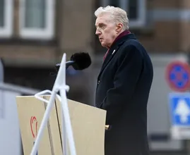 Toespraak André van Duin bij dodenherdenking maakte veel indruk