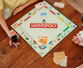 Slechte verliezers opgelet: Monopoly komt met een speciale editie voor jullie!