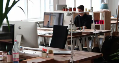 Nieuw onderzoek toont aan: je kunt beter vier dagen werken dan fulltime