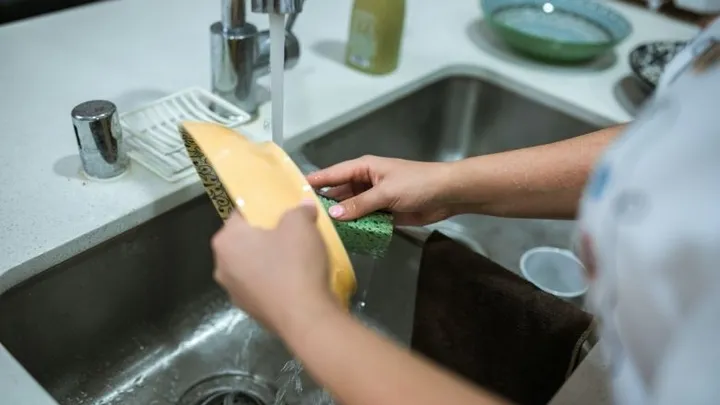 Tip: dít is de beste manier om je afwas te drogen