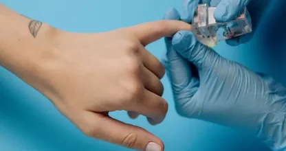 Heb je last van gele nagels? Hier kan het allemaal door komen