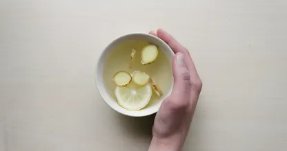Esta es la razón por la que beber té de jengibre es una gran manera de empezar el día