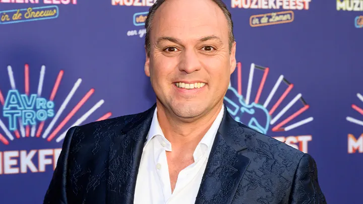 Frans Bauer is 32 kilo afgevallen: ‘Besefte dat het niet gezond was’