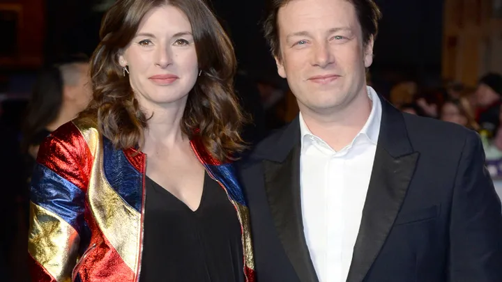Jools Oliver over wens voor zesde kindje: ‘Ik overweeg ivf’